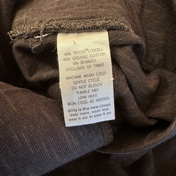 Horny Toad skirt, dark gray, medium, very good condition - Picture 5 of 7